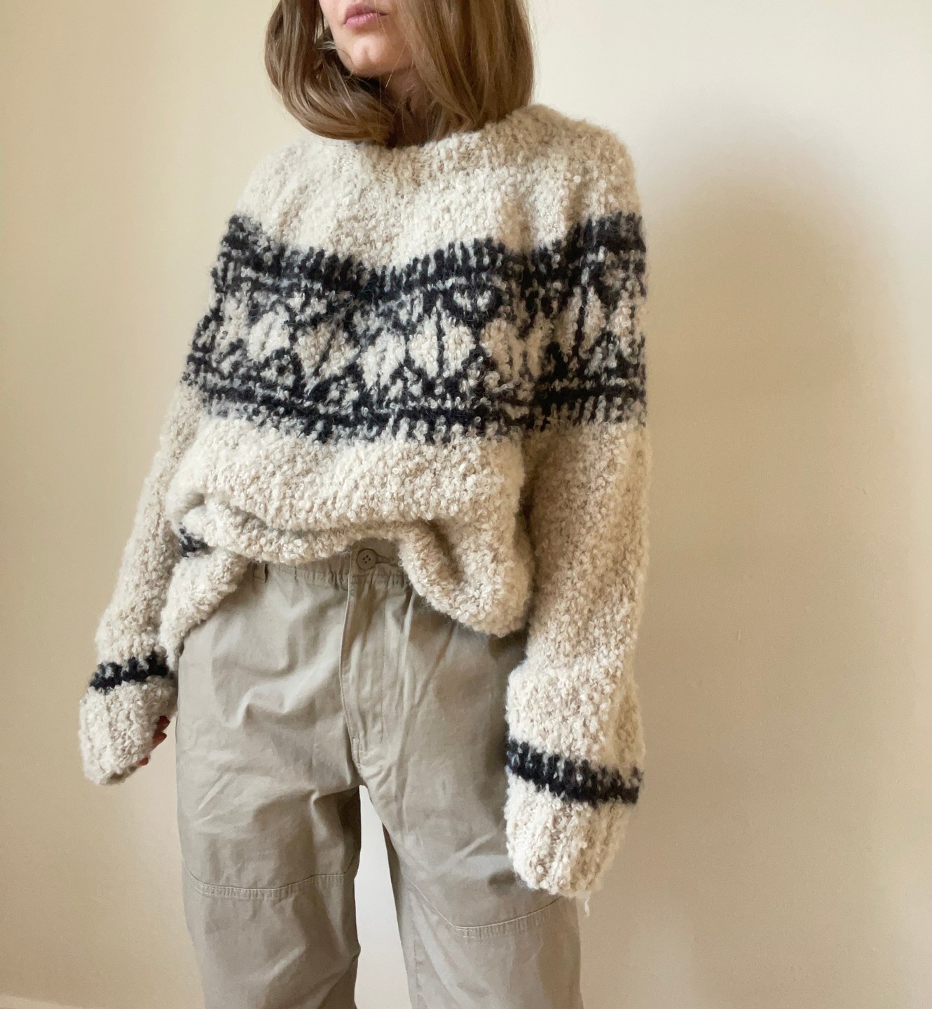 Beeo Sweater · AEGYOKNIT
