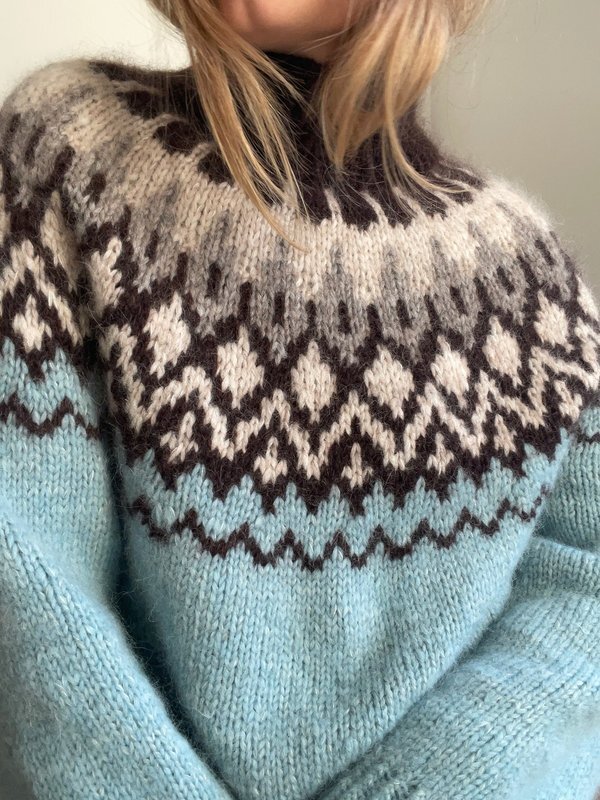SAN Sweater