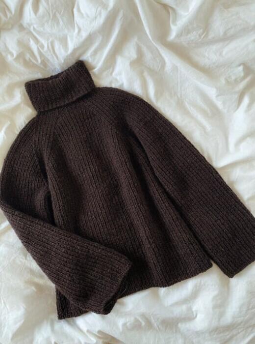MY FAVORITE THINGS KNITWEAR - SWEATER NO. 13